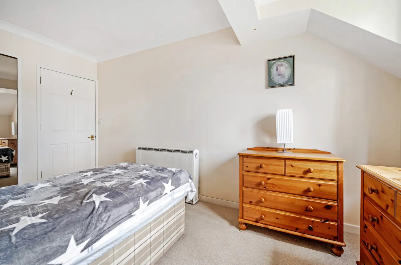 Terrace Road South, Binfield, RG42, photo 9