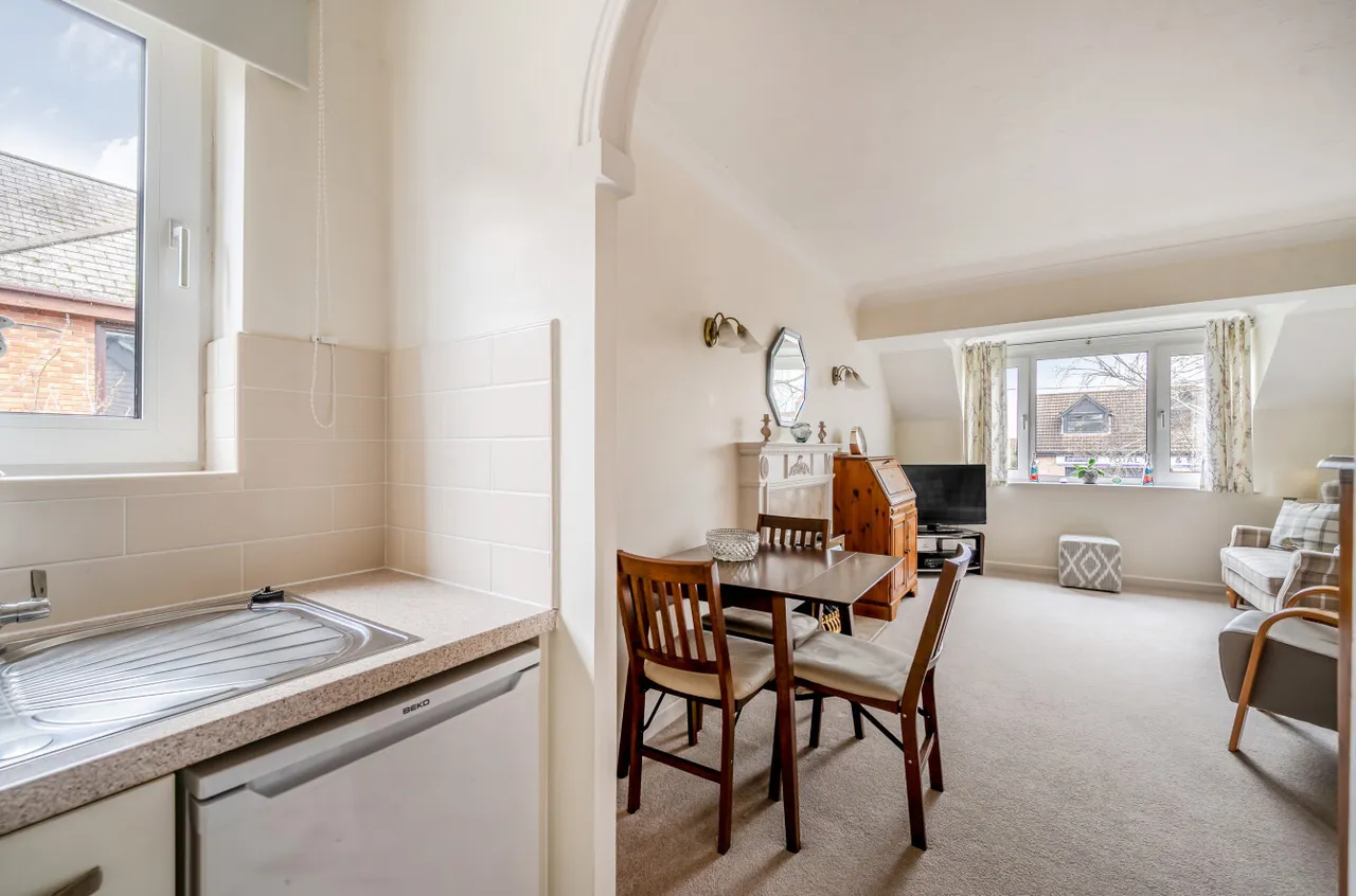 Terrace Road South, Binfield, RG42, photo 13