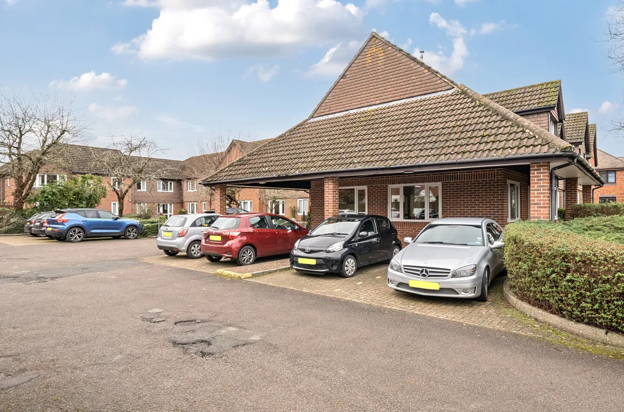 Terrace Road South, Binfield, RG42, photo 17
