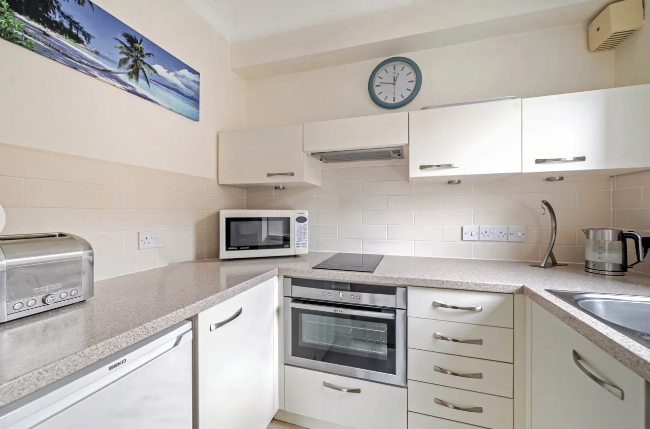 Terrace Road South, Binfield, RG42, photo 7