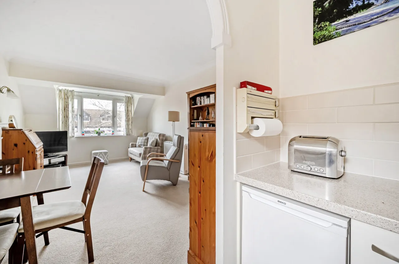 Terrace Road South, Binfield, RG42, photo 11