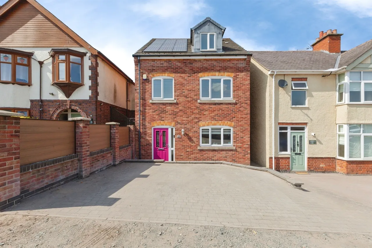 3 bed house for sale, Heath Lane South, Earl Shilton, LE9