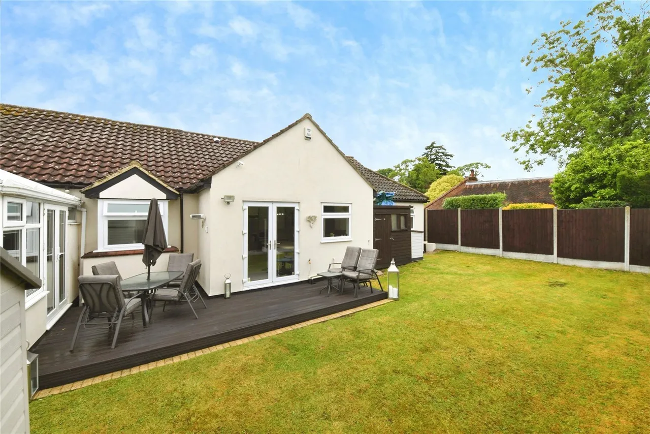 Sandpit Lane, Pilgrims Hatch, Brentwood, Essex, CM15, photo 12