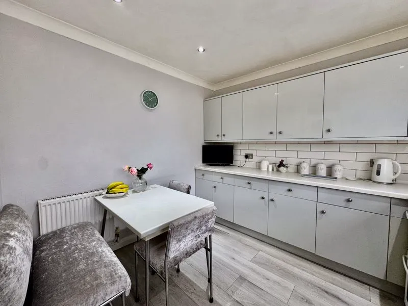 Holtspur Way, Beaconsfield HP9 1DY, photo 7
