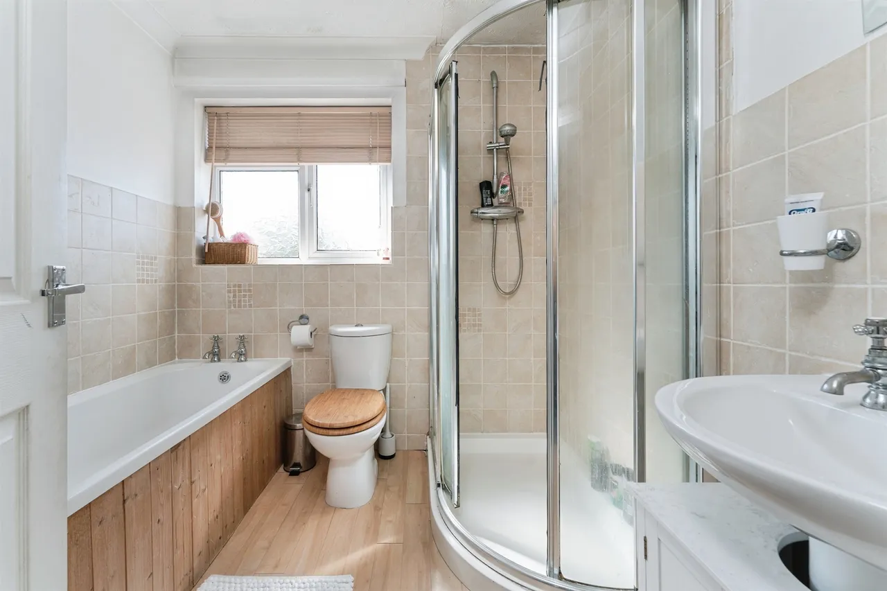 Fairfax Way, March, PE15, photo 14