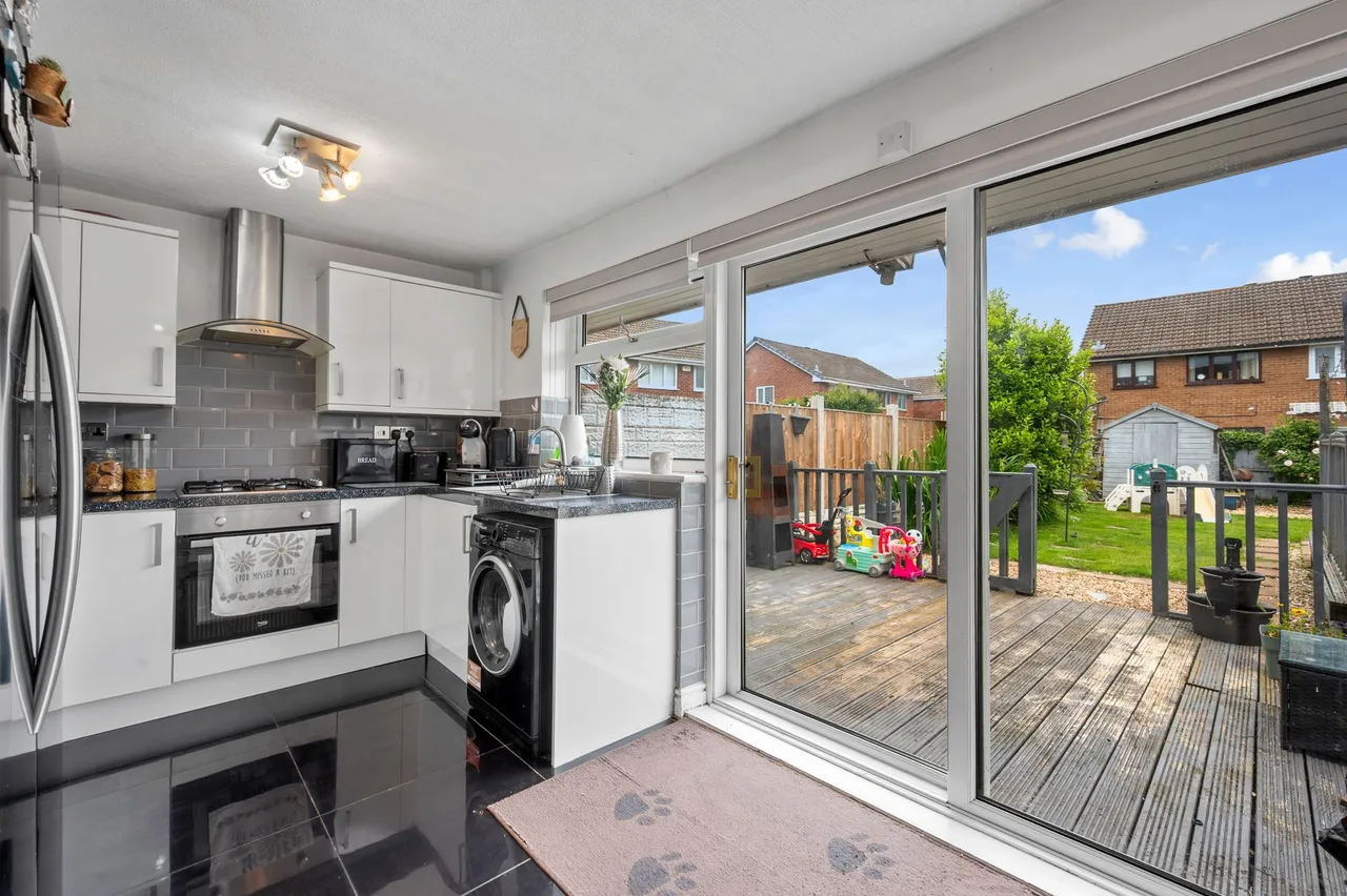 Chester Drive, Ashton-In-Makerfield, Wigan, Wigan, WN4 9JB, photo 9