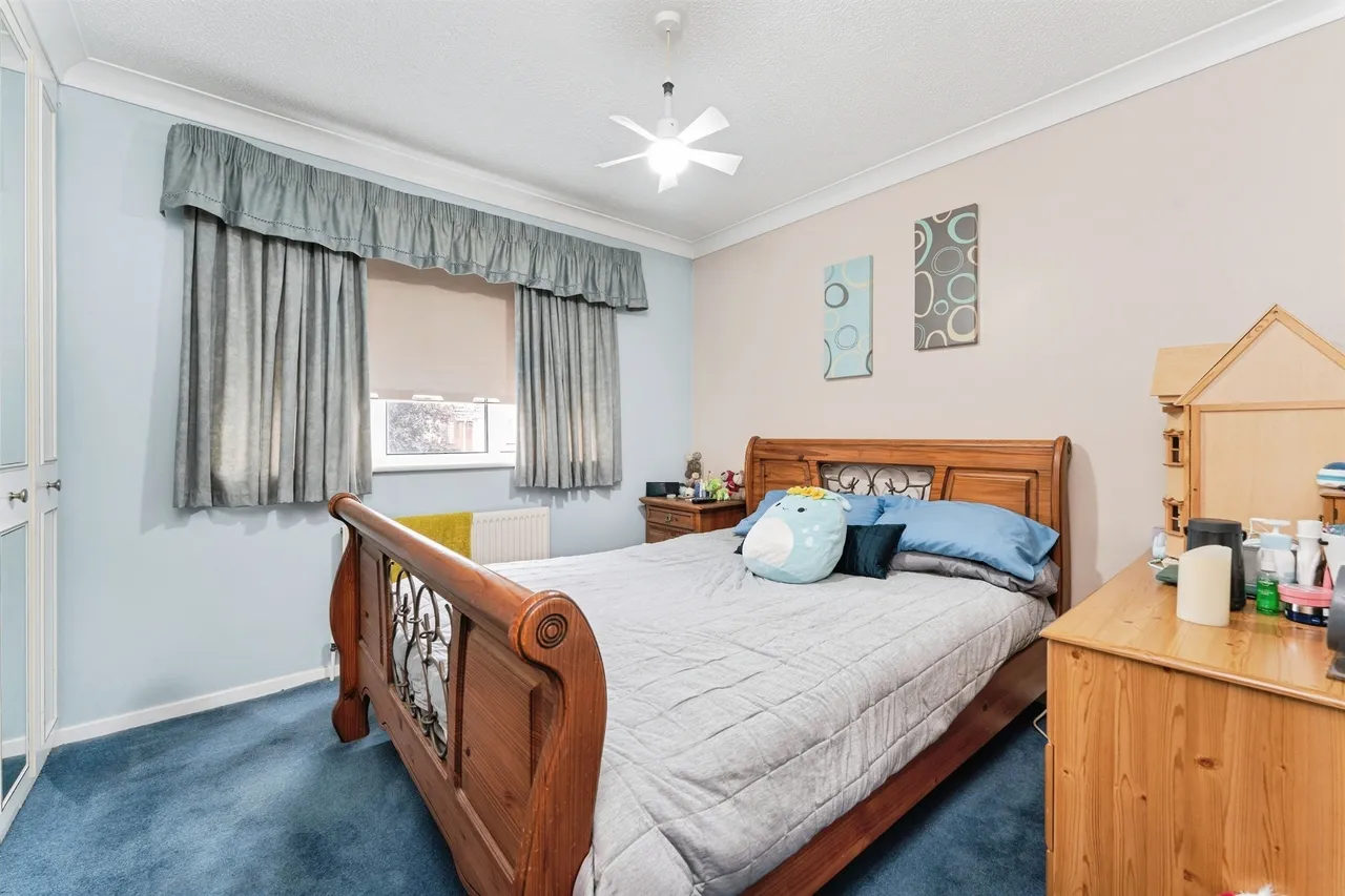 Camargue Drive, March, PE15, photo 9