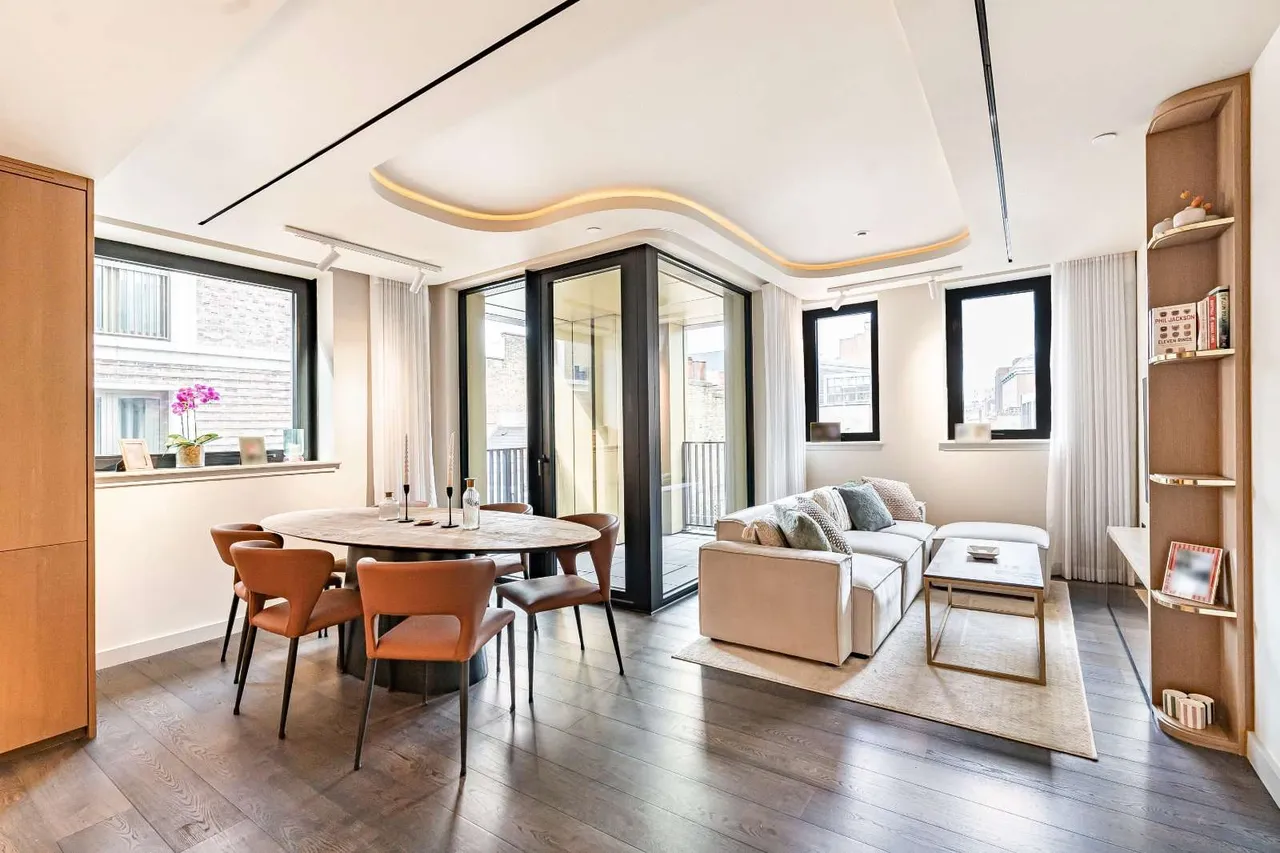 Fareham Street, London, W1F 8BB, photo 8