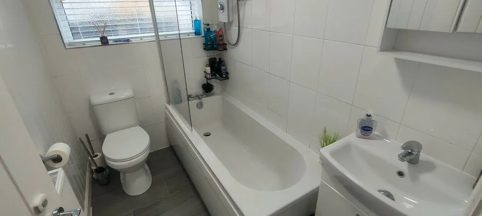 Weston Road, New Broughton, LL11, photo 12