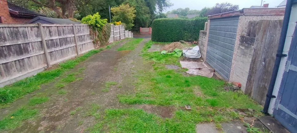 Weston Road, New Broughton, LL11, photo 5