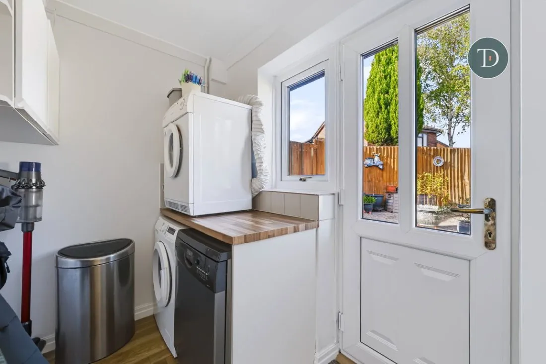 Parliament Way, Great Sutton, CH66, photo 14