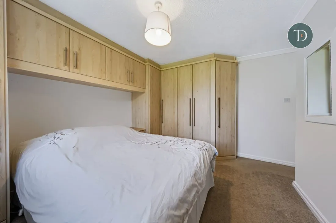 Parliament Way, Great Sutton, CH66, photo 17