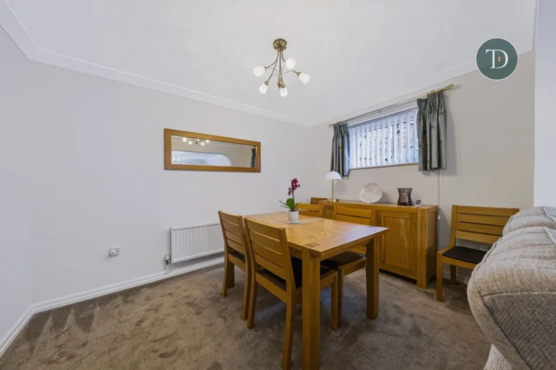 Parliament Way, Great Sutton, CH66, photo 10