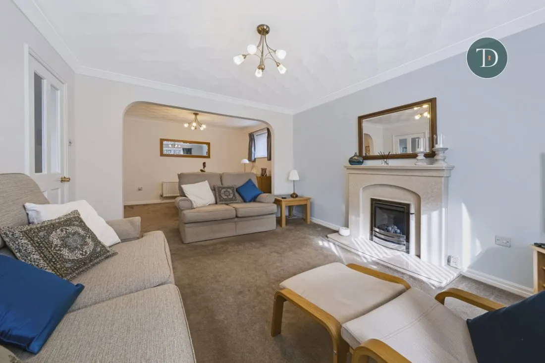 Parliament Way, Great Sutton, CH66, photo 8