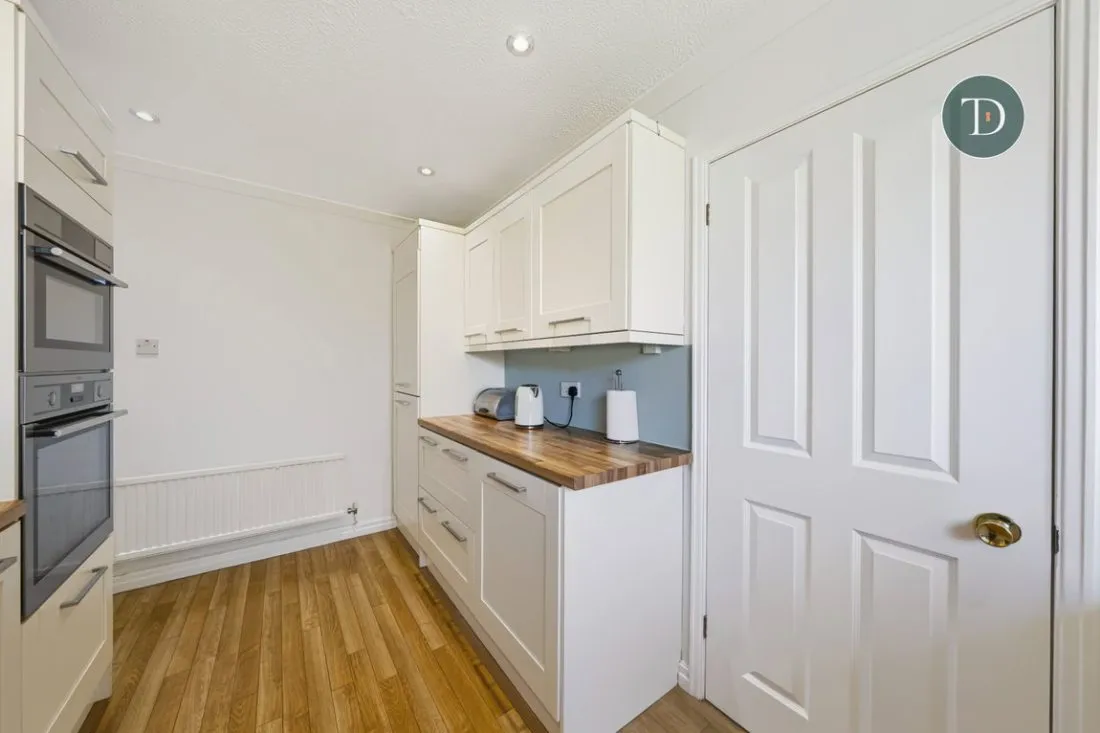 Parliament Way, Great Sutton, CH66, photo 13