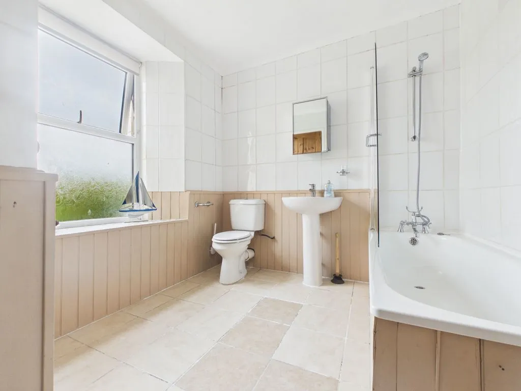 Cardrew Terrace, Redruth, photo 8