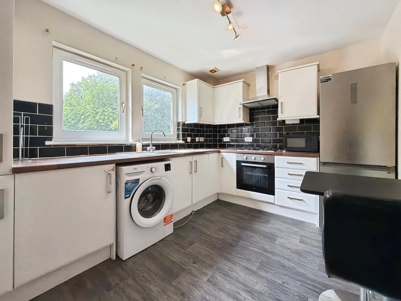 St. Andrews Drive, Glasgow, G41, photo 2