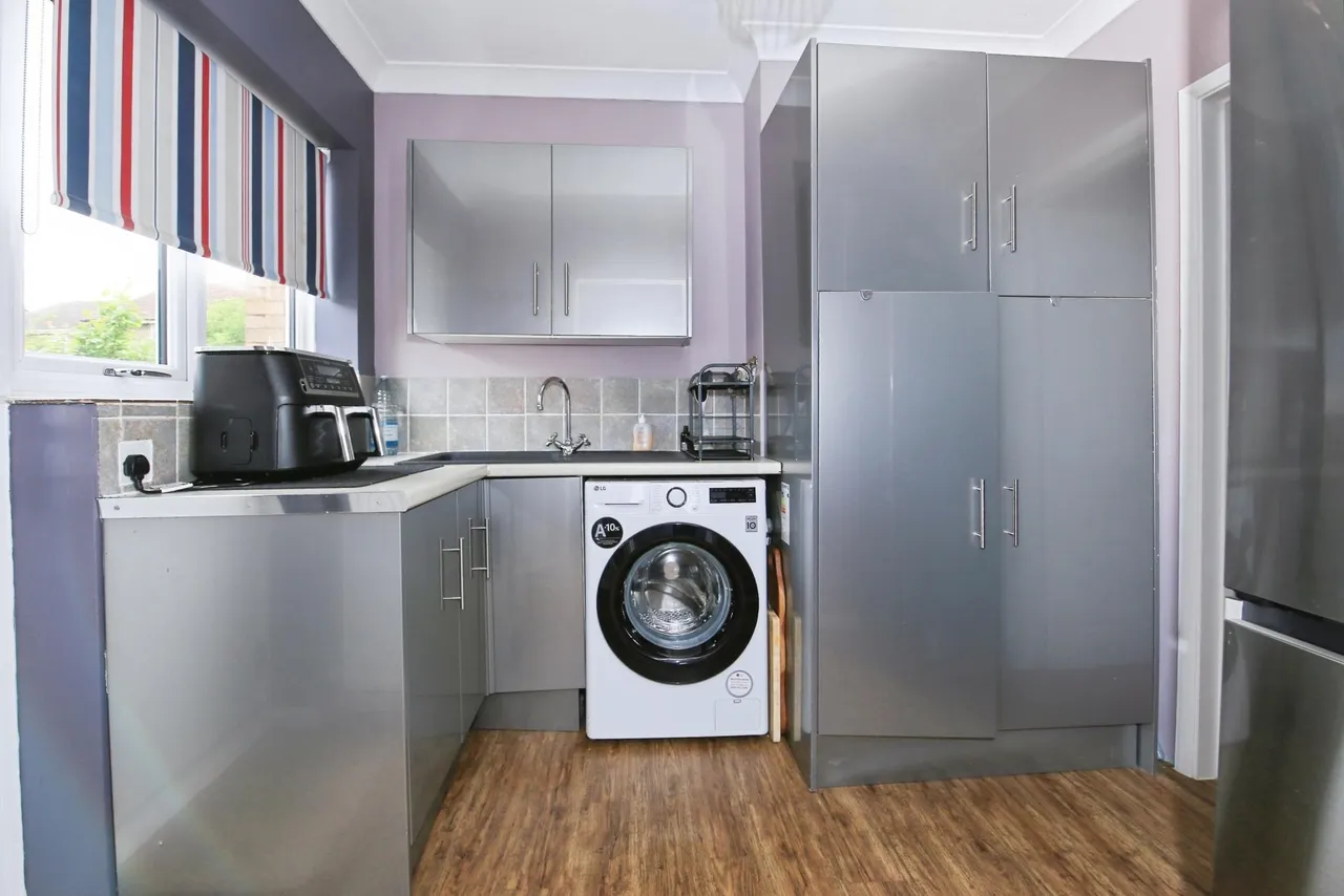 Danes Close, Peterborough, PE1, photo 13