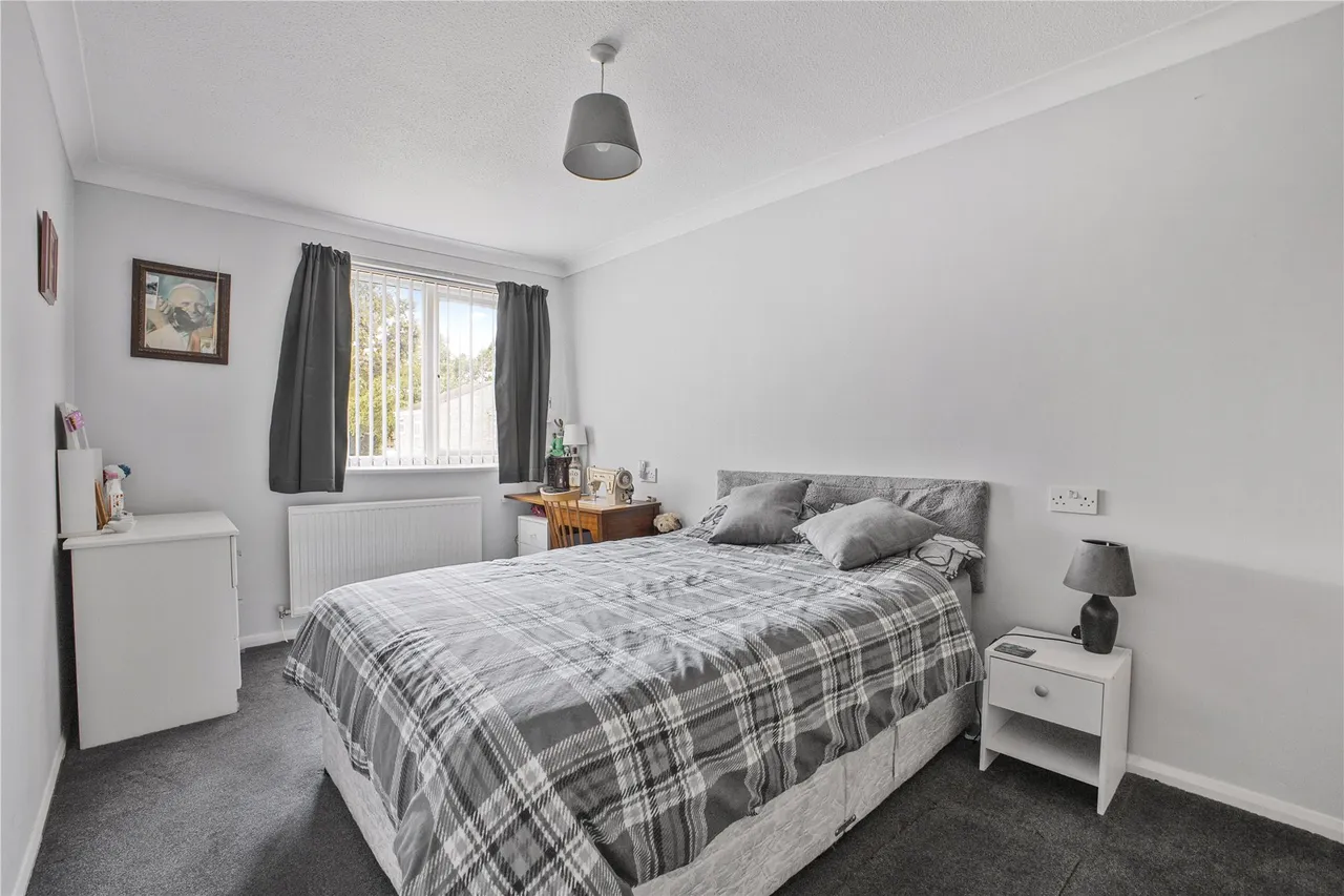Farthings, Knaphill, GU21, photo 7