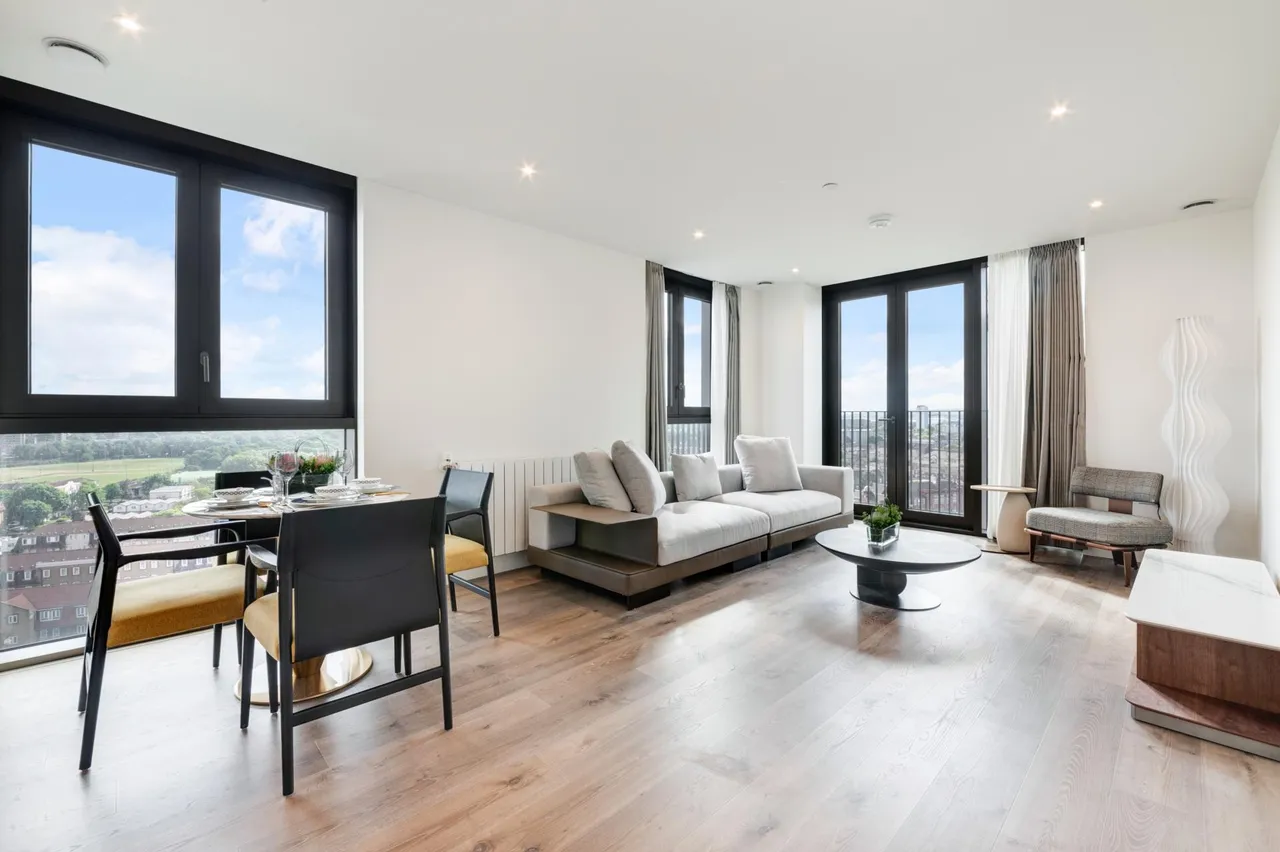 Menara Point, Twelve Trees Park, E16, photo 5