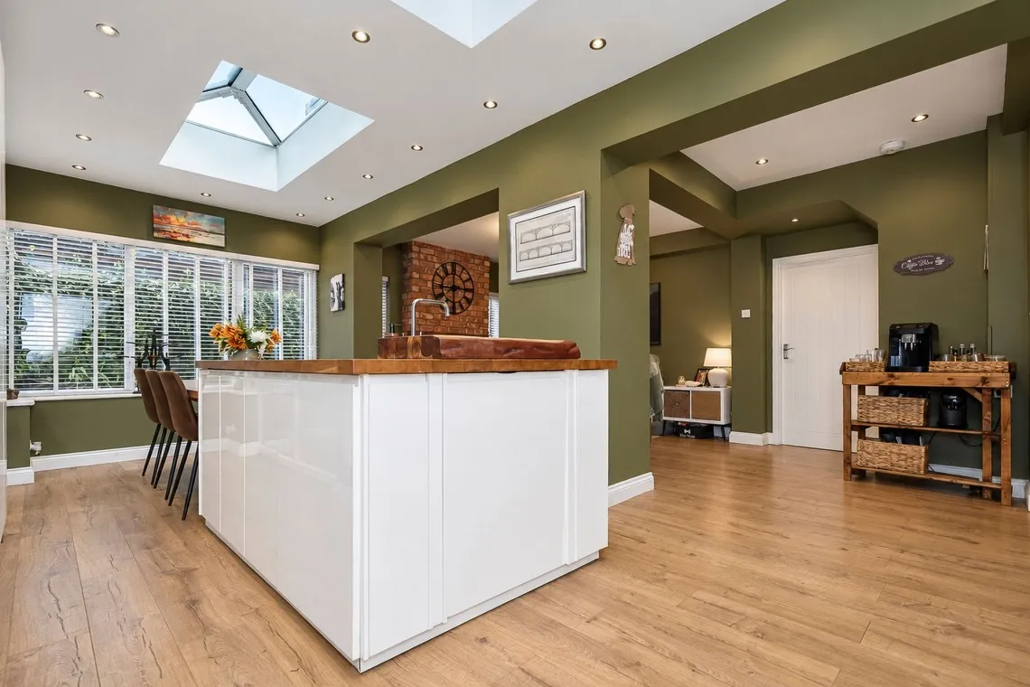 Preston Road, Whittle-Le-Woods, PR6, photo 17