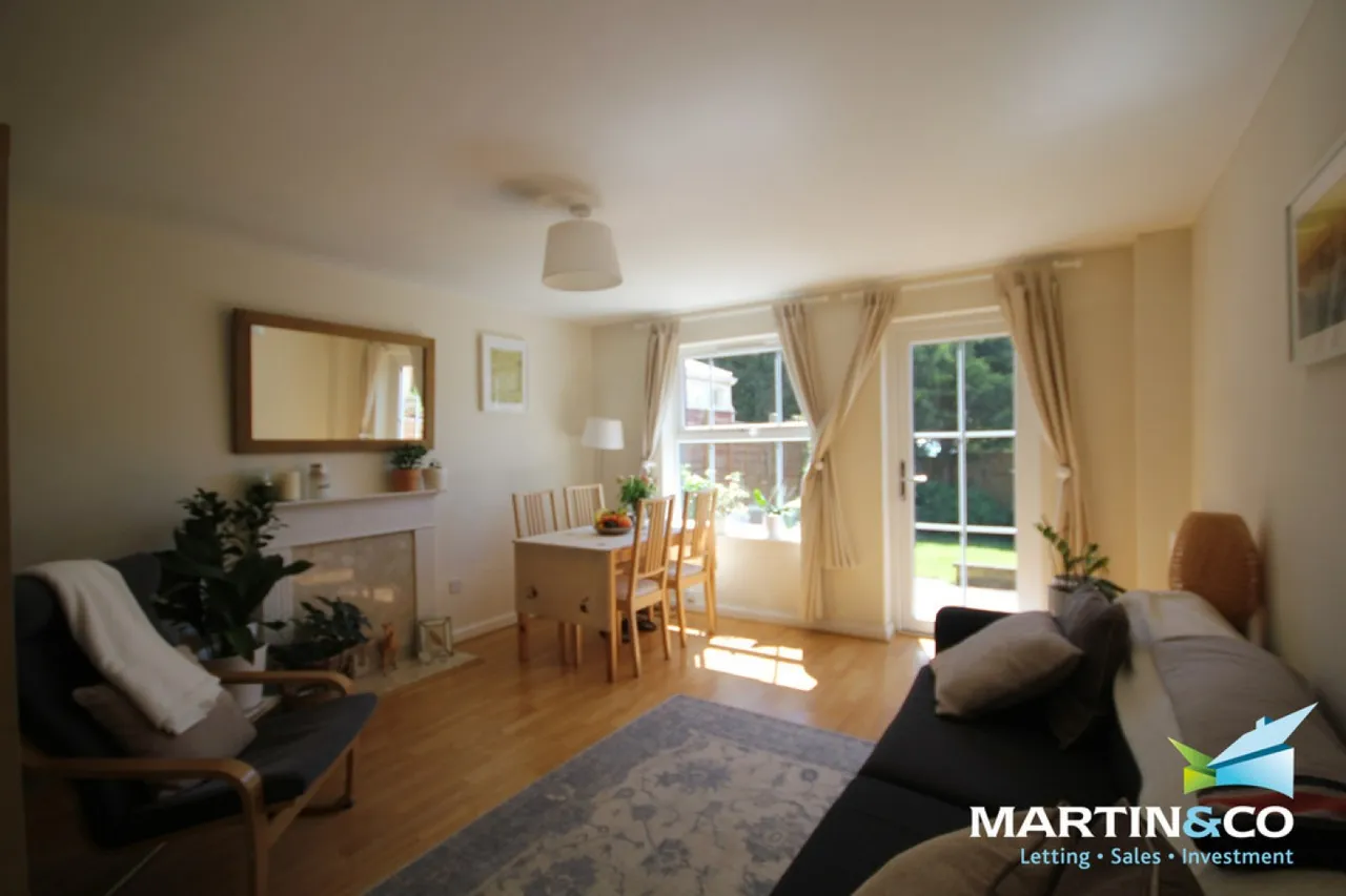Woodridge Avenue, Quinton, B32, photo 3