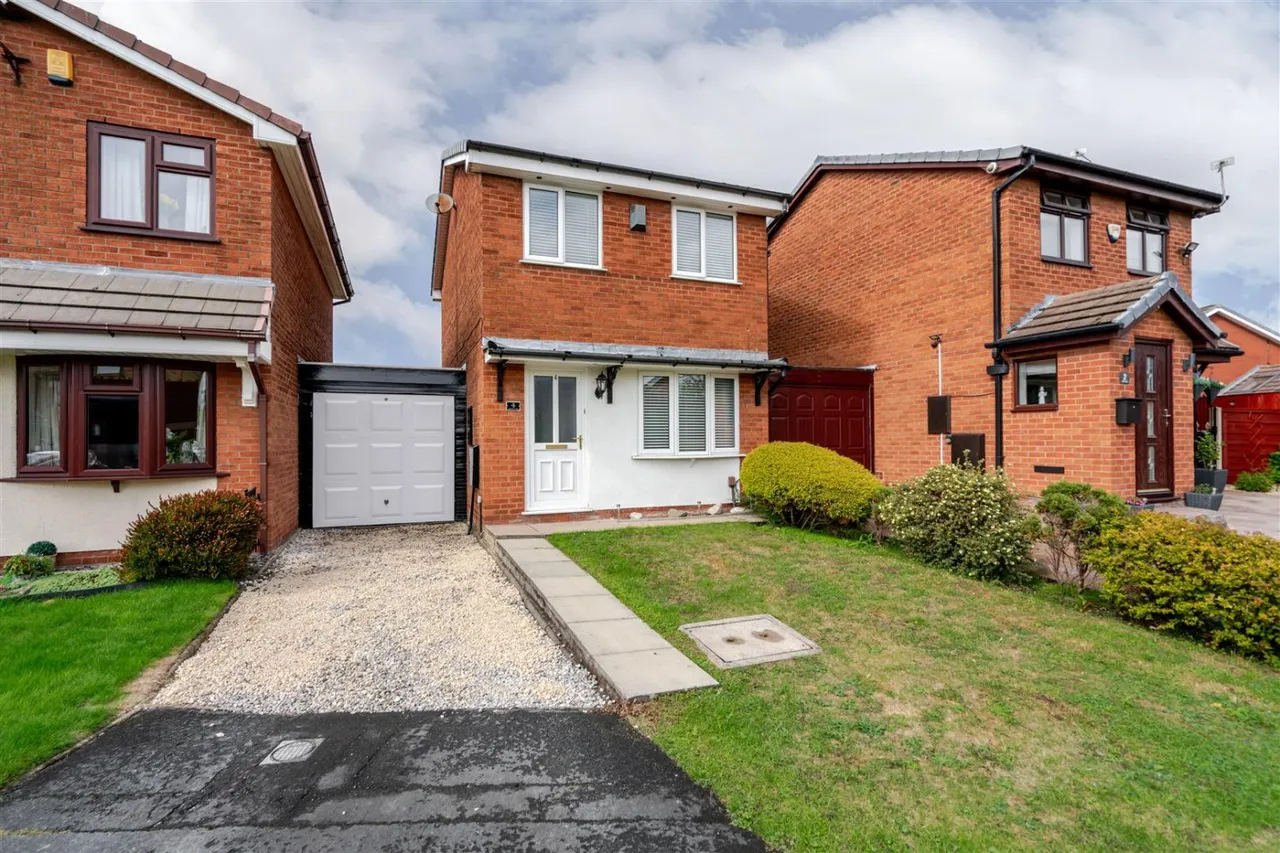2 bed house for sale, Adwell Close, Lowton, WA3