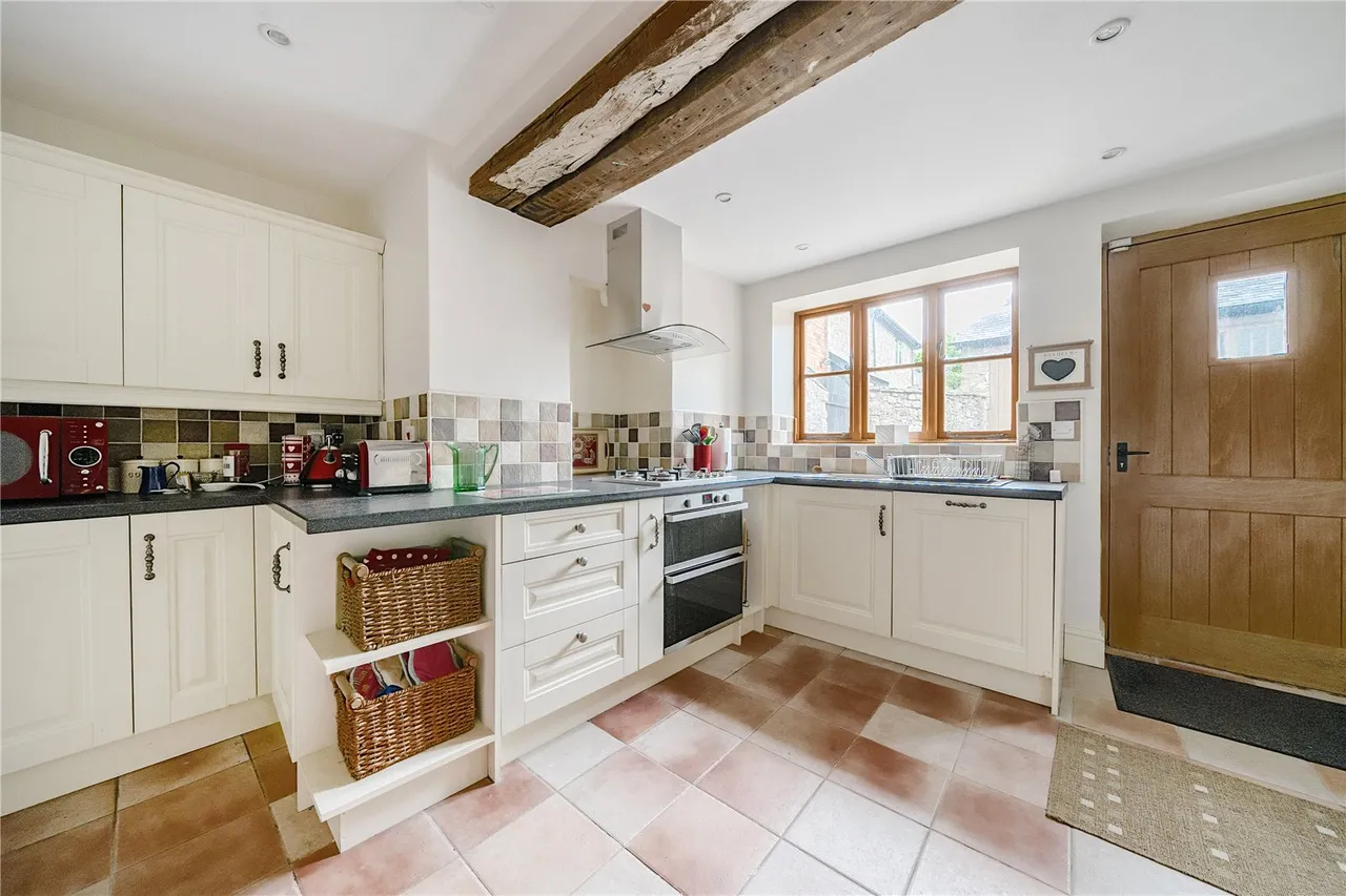 The Square, Kington, Herefordshire,, HR5 3BA, photo 8