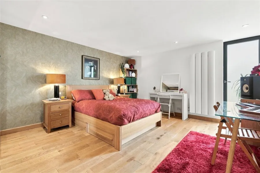 House Under Offer with 5 bedrooms in Bishop's Stortford, CM23, photo 15