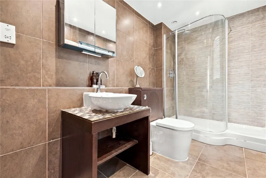 House Under Offer with 5 bedrooms in Bishop's Stortford, CM23, photo 14