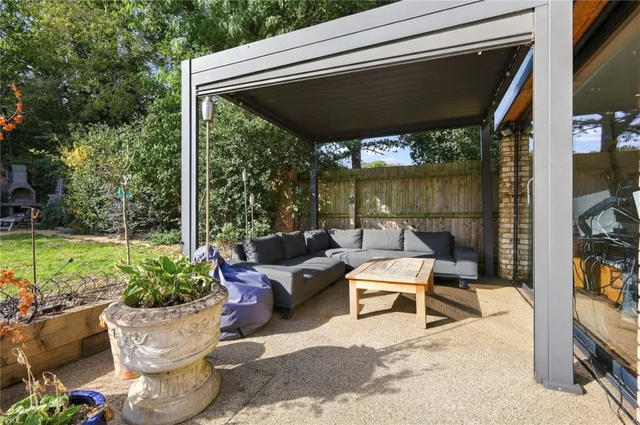 House Under Offer with 5 bedrooms in Bishop's Stortford, CM23, photo 18