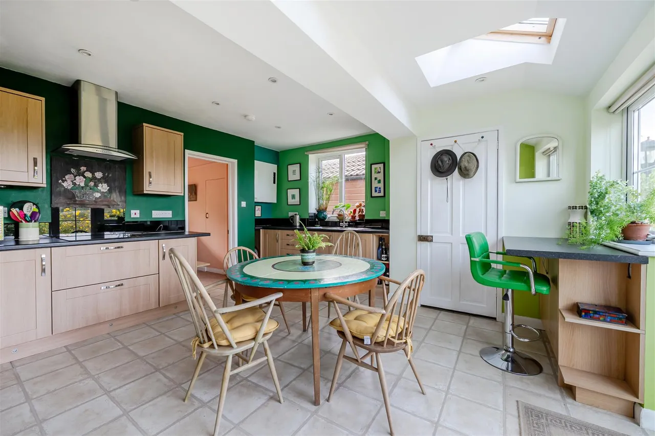 Bremhill, Calne, SN11, photo 10