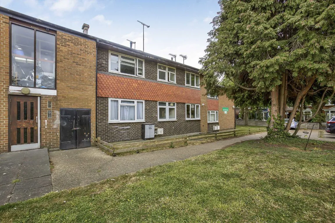 Westover Road, SW18, photo 3