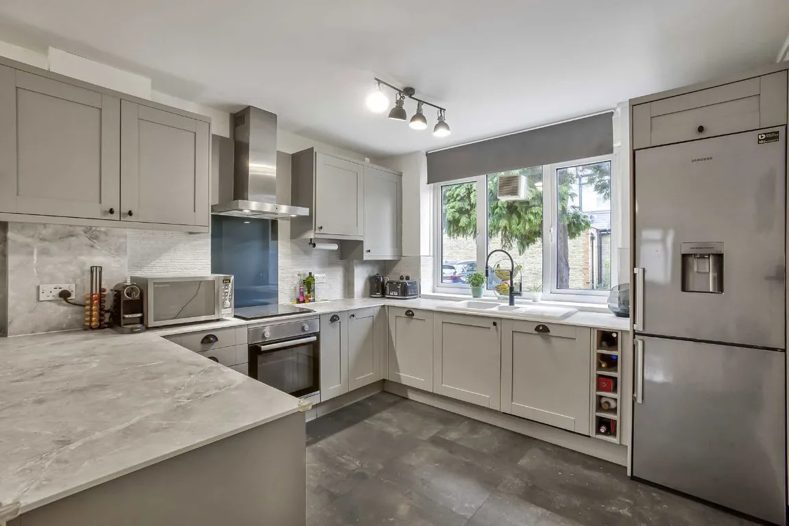 Westover Road, SW18, photo 4