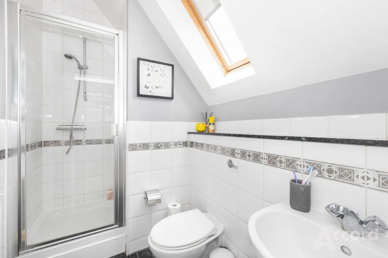Wallace Way, Romford, RM1, photo 4