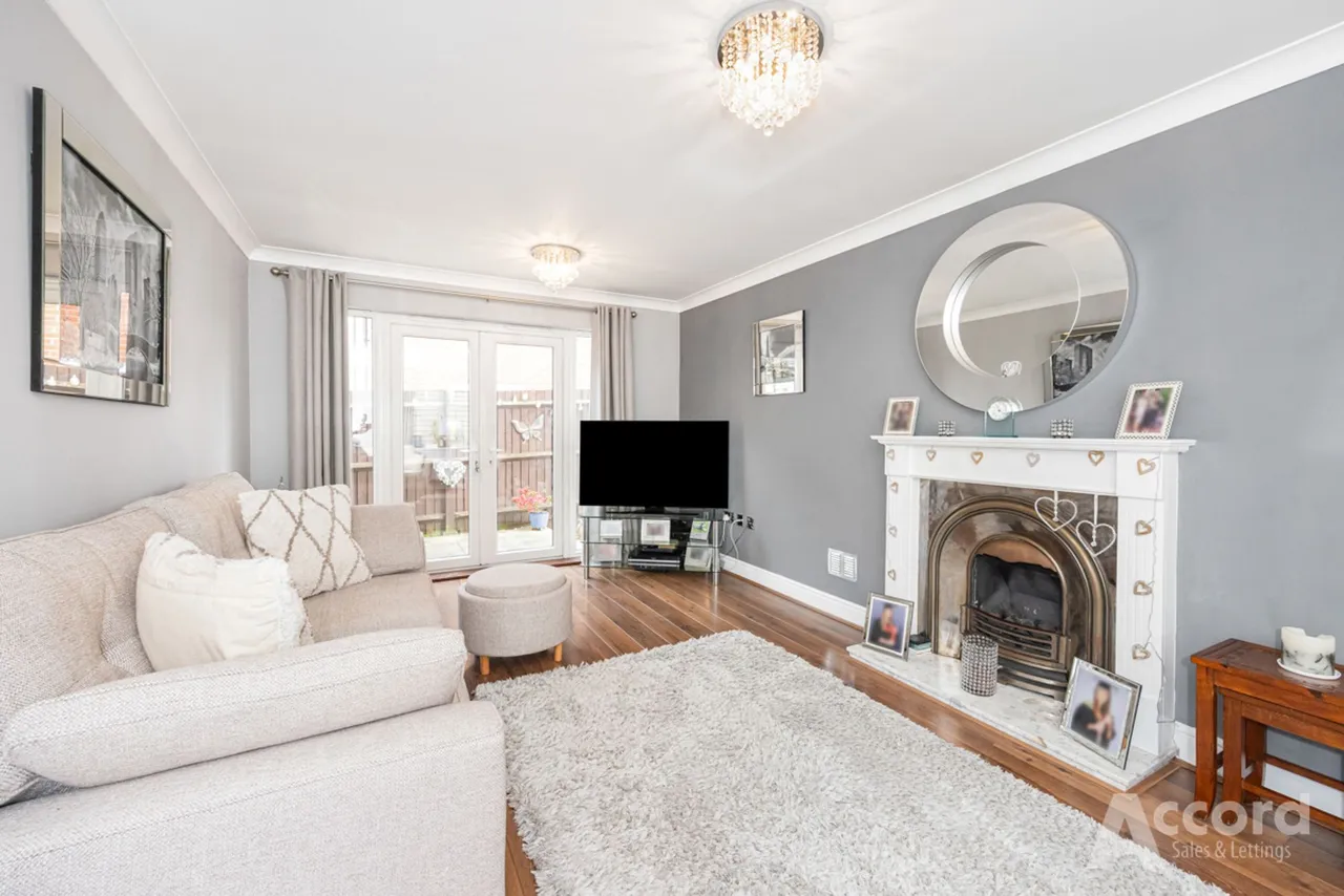 Wallace Way, Romford, RM1, photo 35