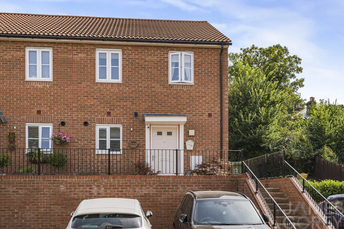 3 bed property for sale, Chalk Close, Dartford, DA1