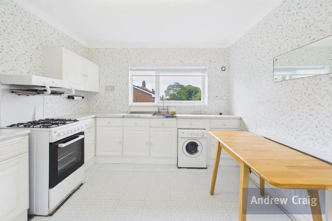 Poplar Drive, Whitburn, SR6, photo 2