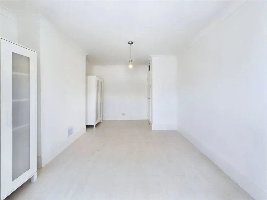 Brookscroft Road, Walthamstow, E17, photo 11