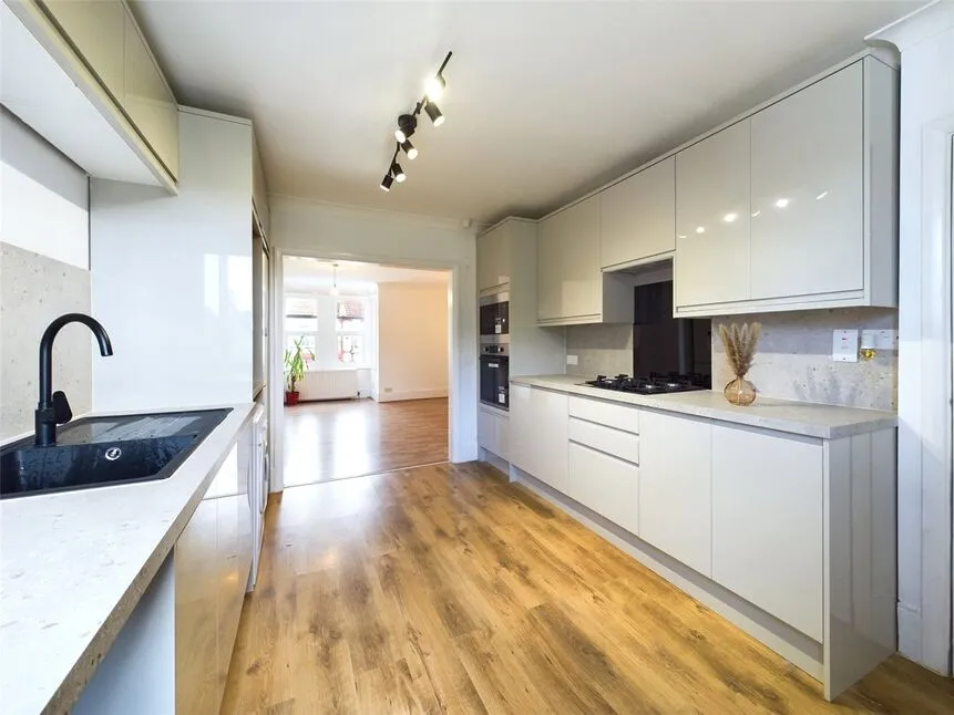 Brookscroft Road, Walthamstow, E17, photo 4