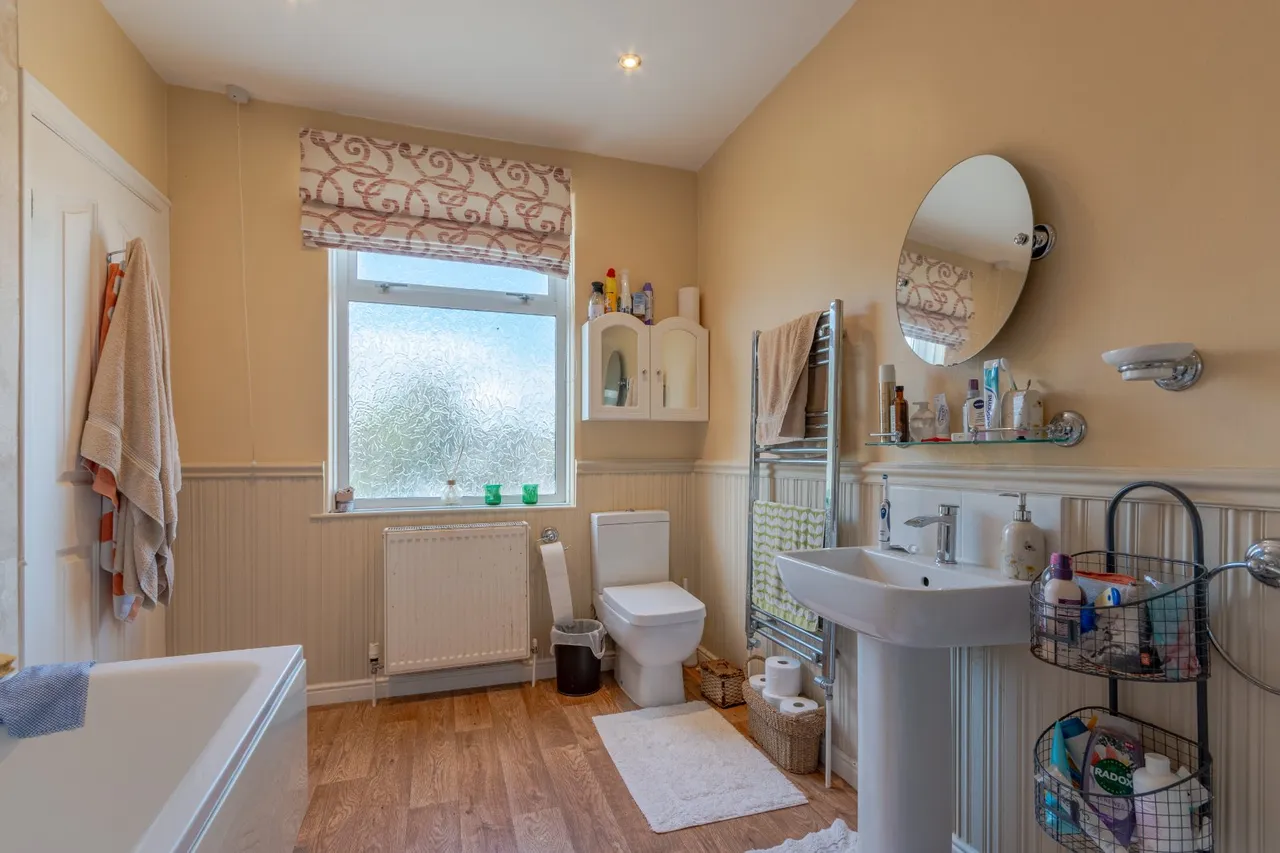 Sunset Terrace, Ilkley, LS29, photo 8