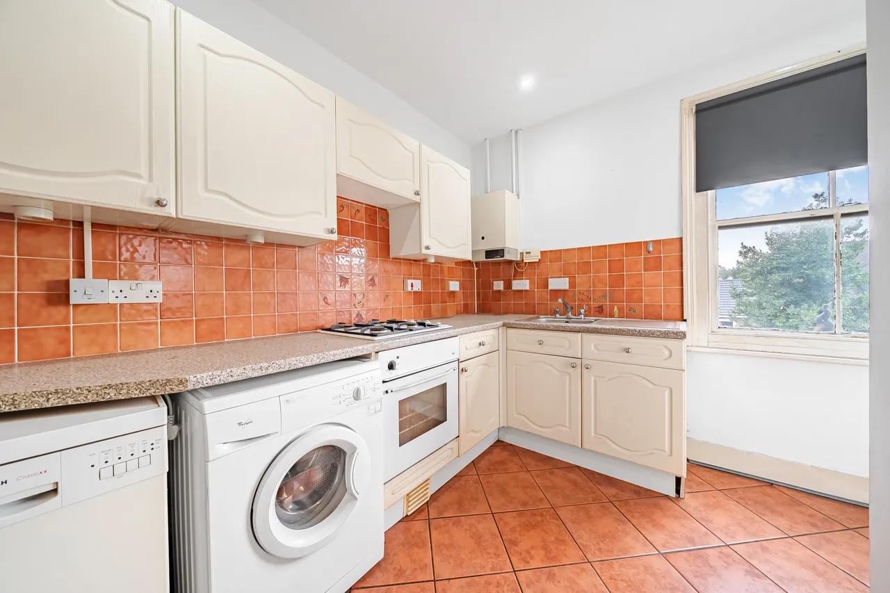 Conquest Road, Addlestone, KT15, photo 5