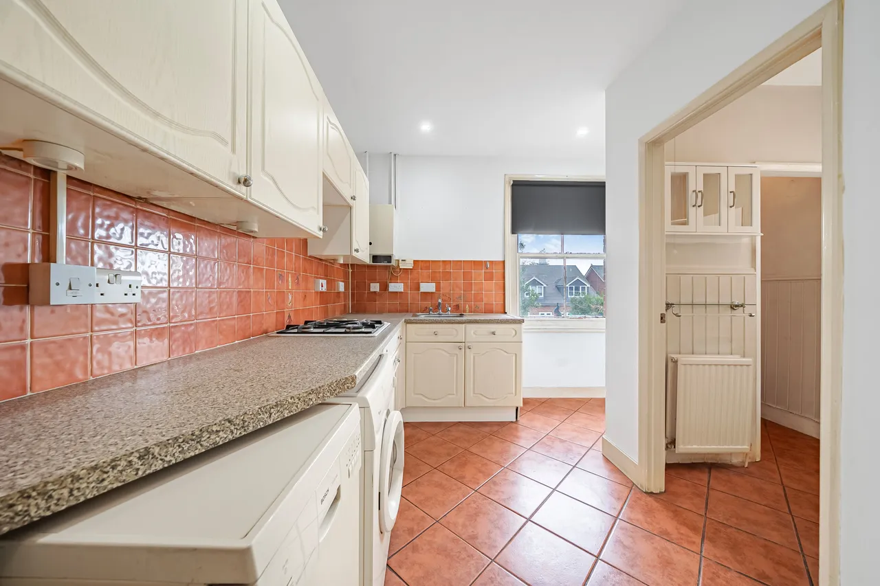 Conquest Road, Addlestone, KT15, photo 11