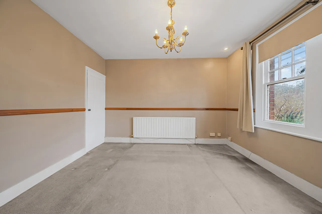 Conquest Road, Addlestone, KT15, photo 2