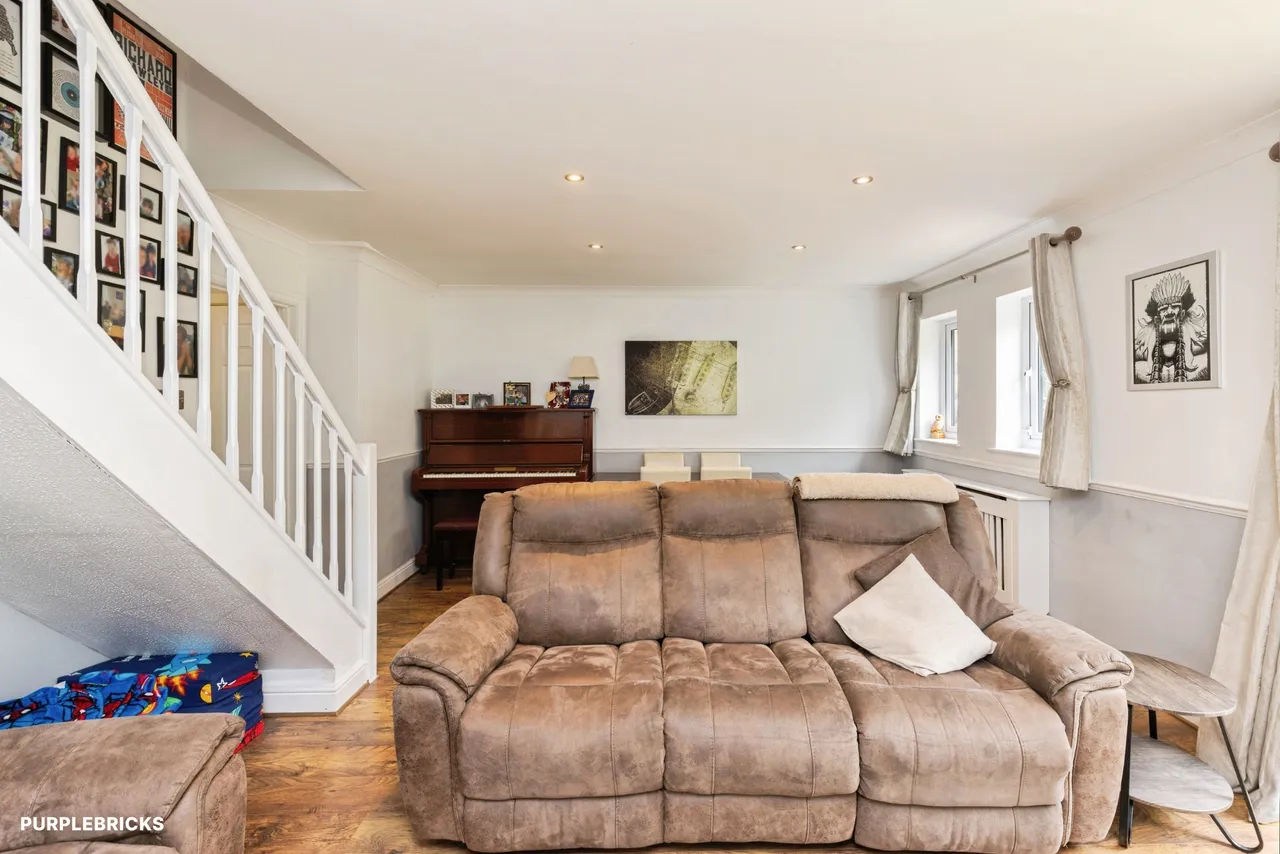 Martindale Close, Bradford, BD2, photo 10