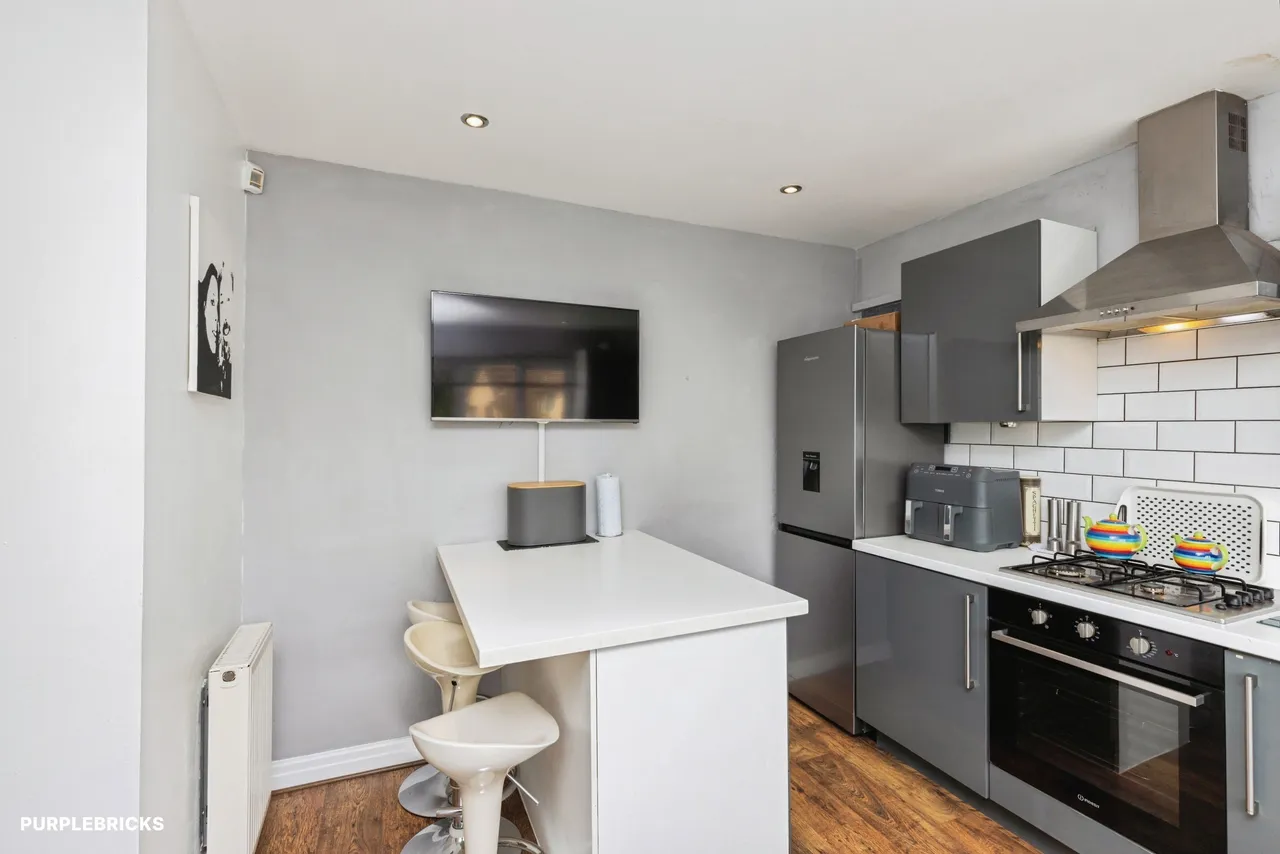 Martindale Close, Bradford, BD2, photo 5