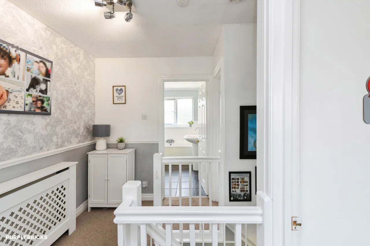 Martindale Close, Bradford, BD2, photo 12