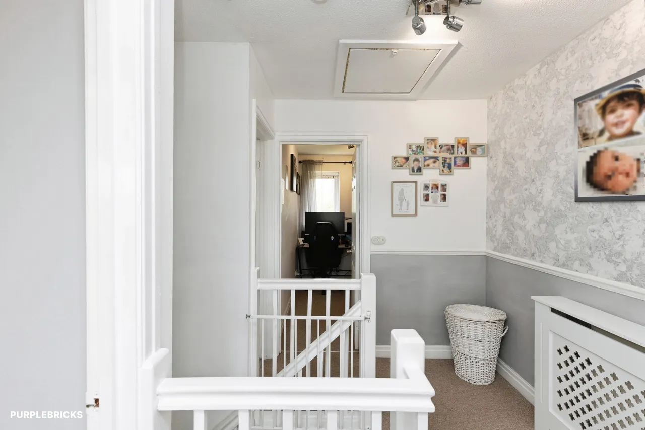 Martindale Close, Bradford, BD2, photo 11