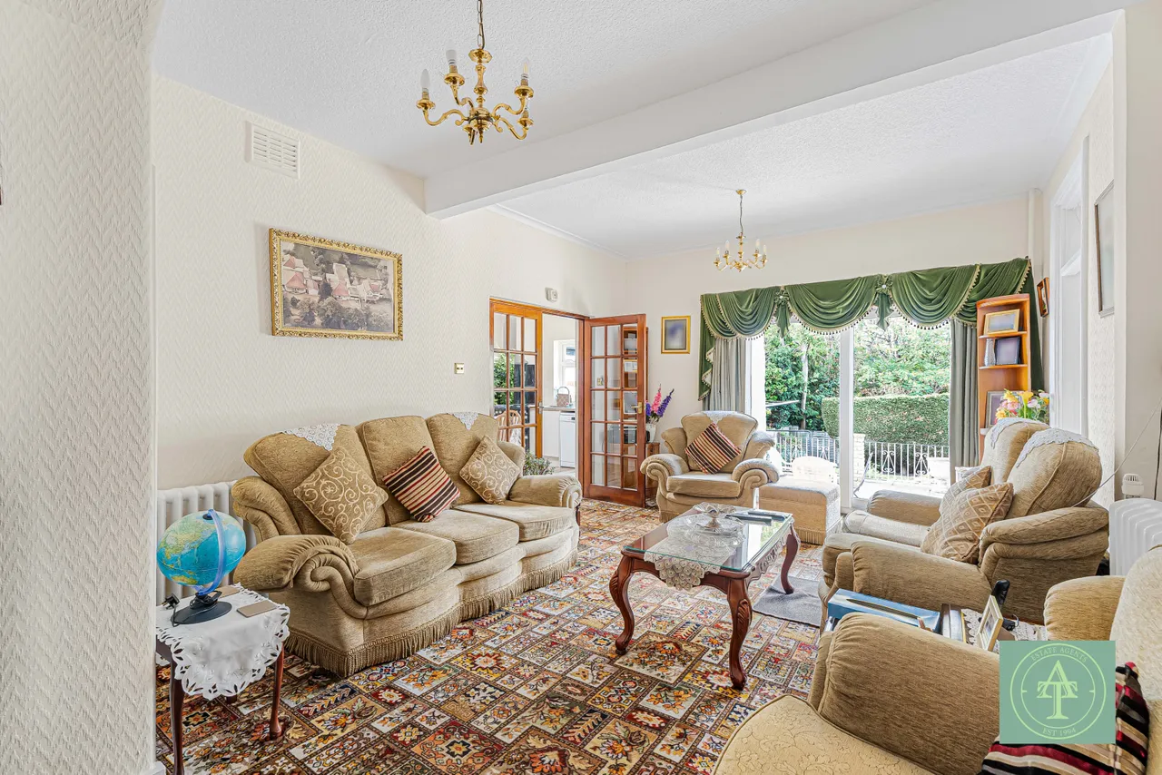 Private Road, Enfield, EN1, photo 9