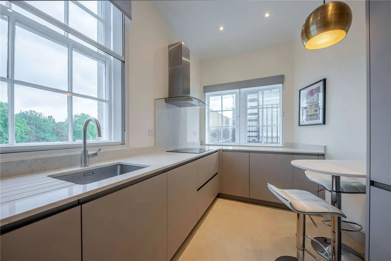 Grosvenor Gardens, London, SW1W 0BD, photo 5